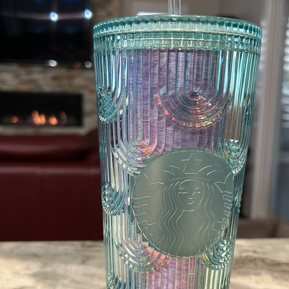 NEW ~ STARBUCKS IRIDESCENT MERMAID VENTI 24 oz TUMBLER - Picture 8 of 8